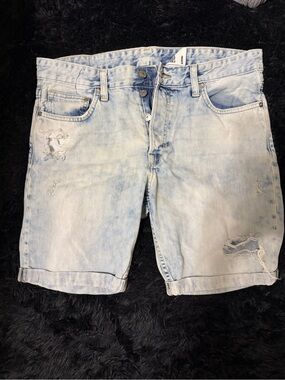 H&M Light Blue Distressed Men’s Denim Shorts